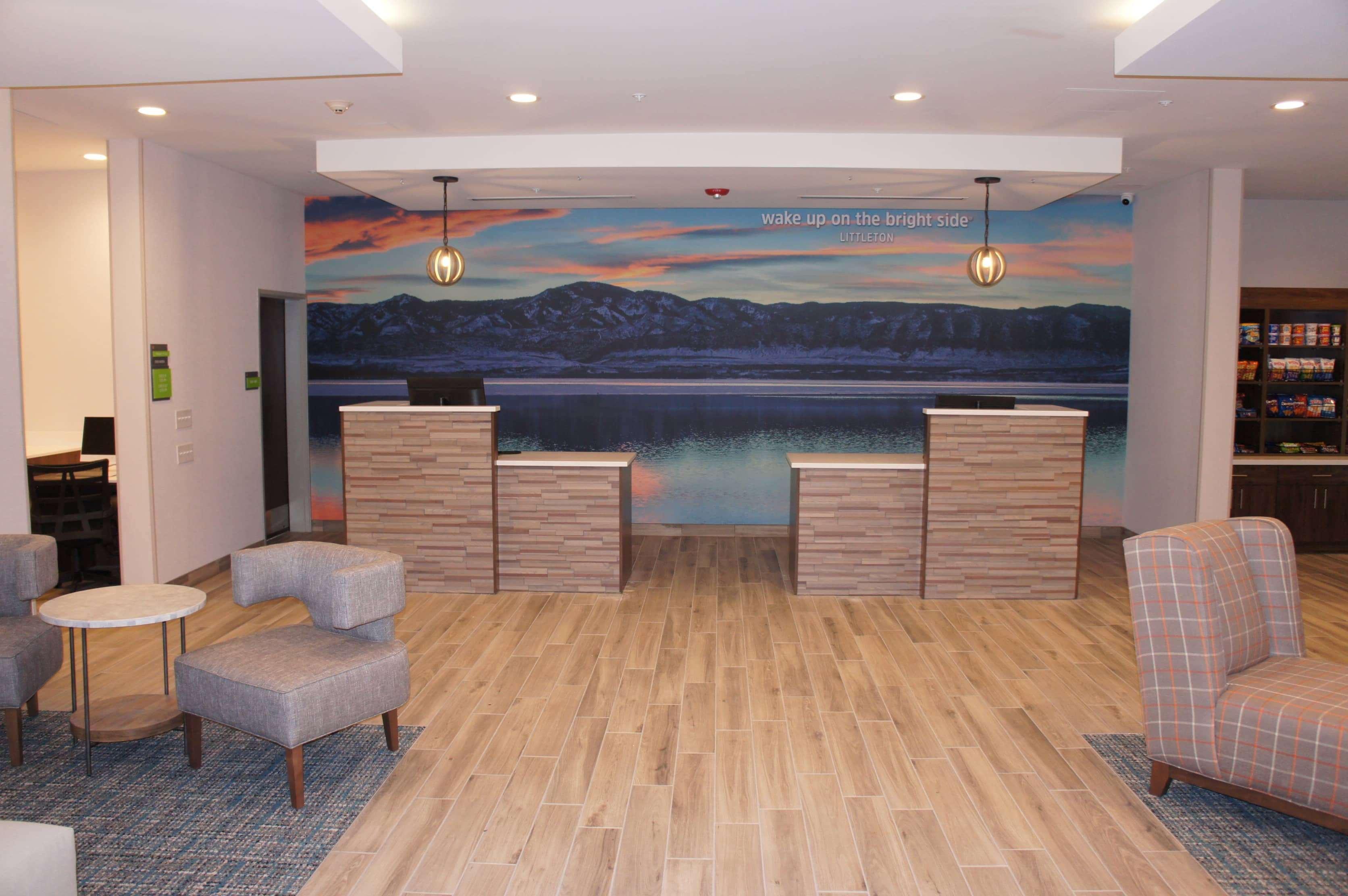 La Quinta Inn & Suites By Wyndham Littleton-Red Rocks Bagian luar foto